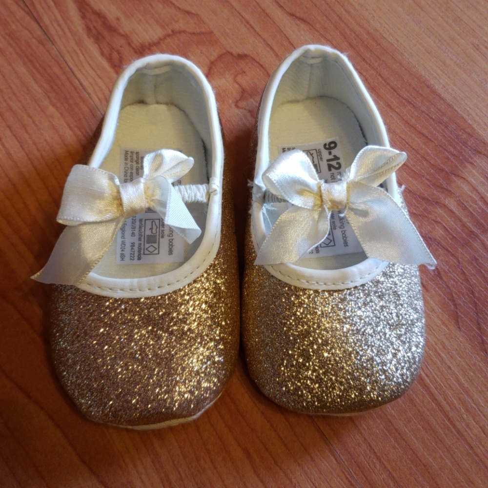 Adorable 9-12 month dress shoes